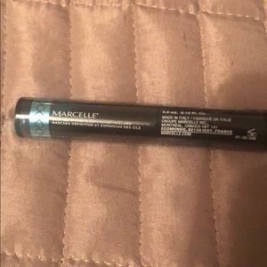 Marcelle Xtension Plus Skyline Mascara Mini